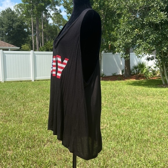 #m Juicy Couture graphic tank top - Picture 10 of 16